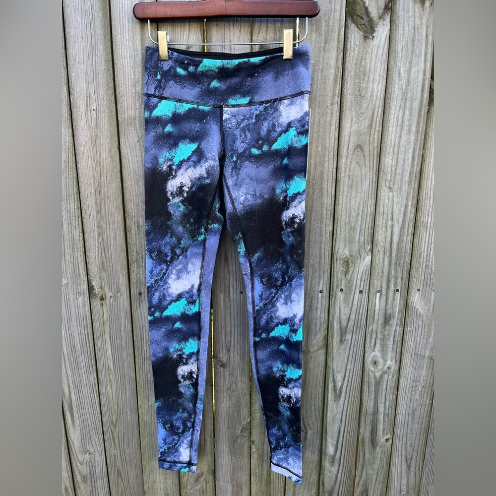 NWT Lululemon Wunder Under Pant Size 4